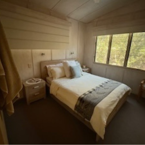 Couran Cove Eco Cabin ECM Master Bedroom Image