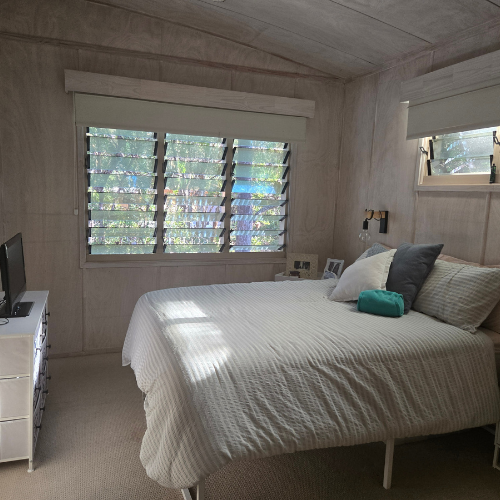 Couran Cove Eco Cabin ECD Bedroom image 