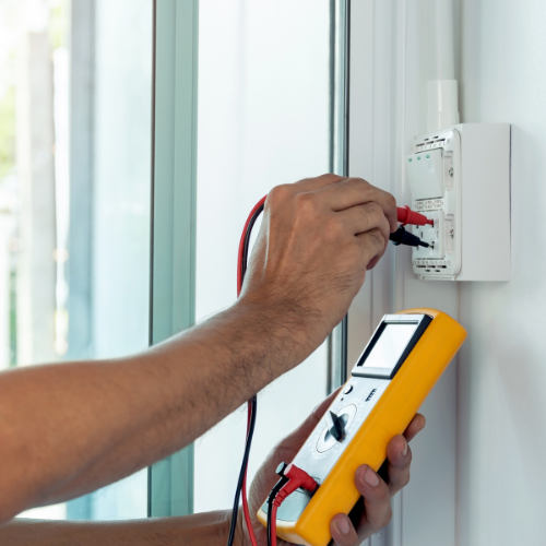 Electrical Services Couran Cove Image