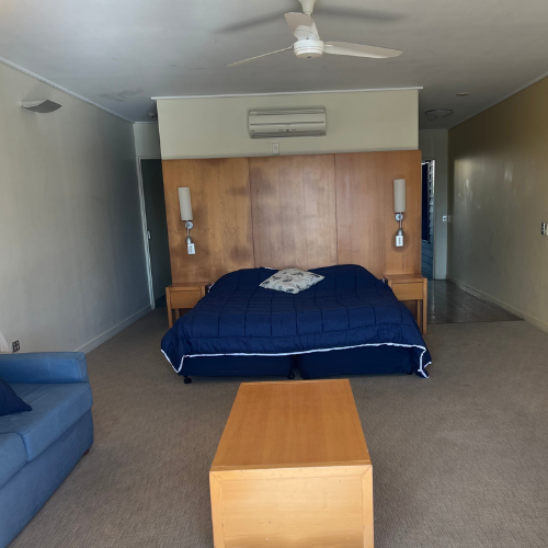 Couran Cove Studio Apartment MN2 Bedroom Image
