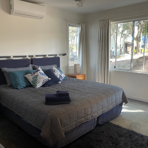 Couran Cove Broadwater Villa BV7 Bedroom Image