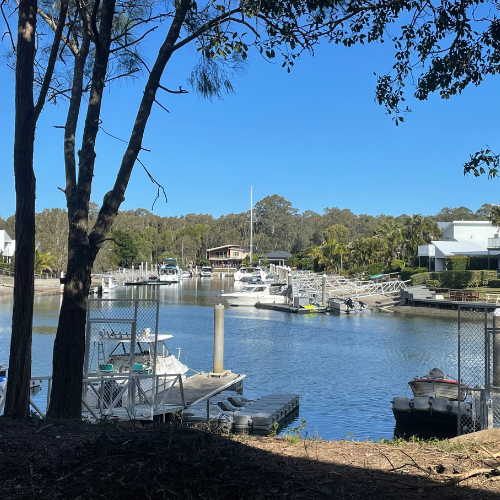 Couran Cove Broadwater Villa BV7 Front Water View Image