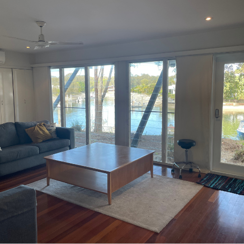 Couran Cove Broadwater Villa BV7 Downstairs Lounge Image
