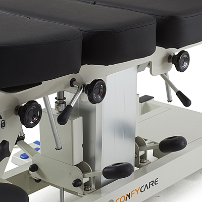 Pacific Medical Premium Column Lift Chiropractic Table With 4 Drop Sections Pacific Medical Premium Column Lift Chiropractic Table With 4 Drop Sections